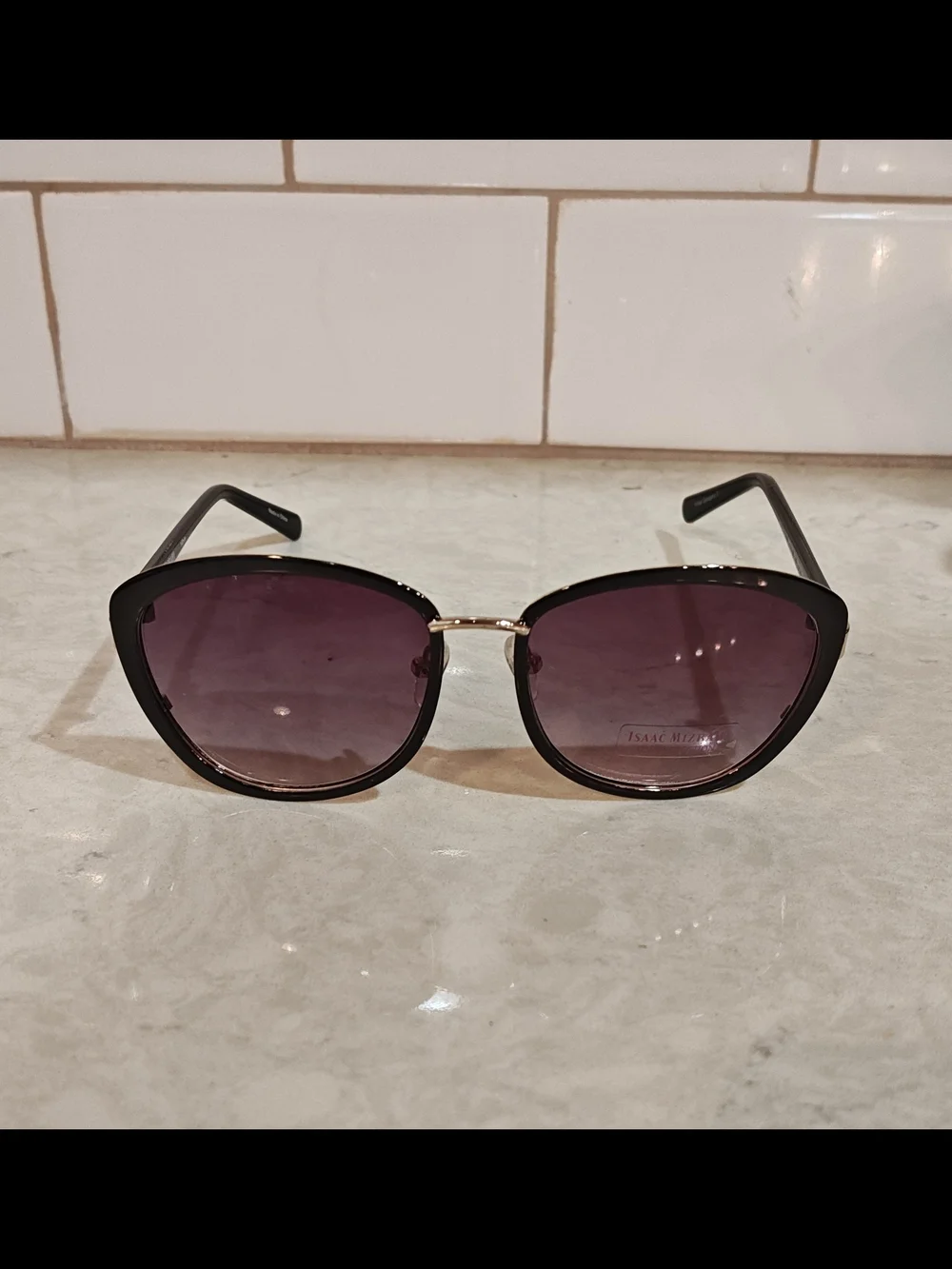 Isaac Mizrahi New York  Sunglass Frames